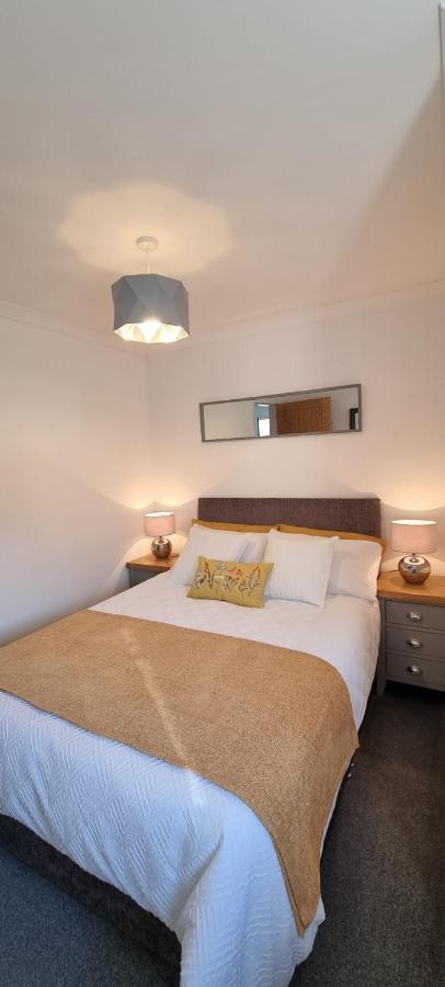 Rammal Lodge - Entire Home, Self Catering Apartment In インヴァネス エクステリア 写真